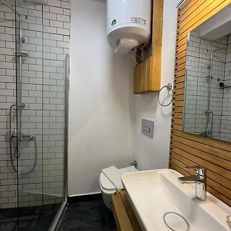 Hotel Konagi *